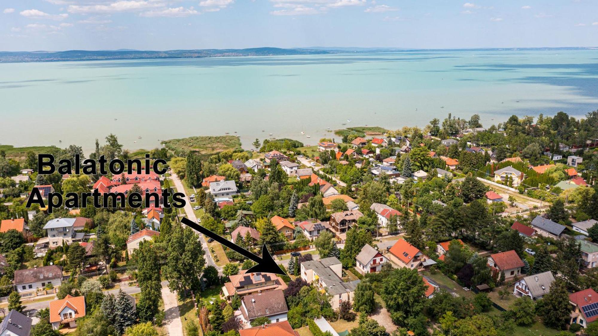 Апартаменти Balatonic Retro Замарді Екстер'єр фото